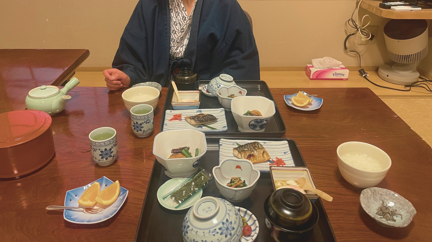 alt="湯の峰温泉よしのや旅館の朝食"