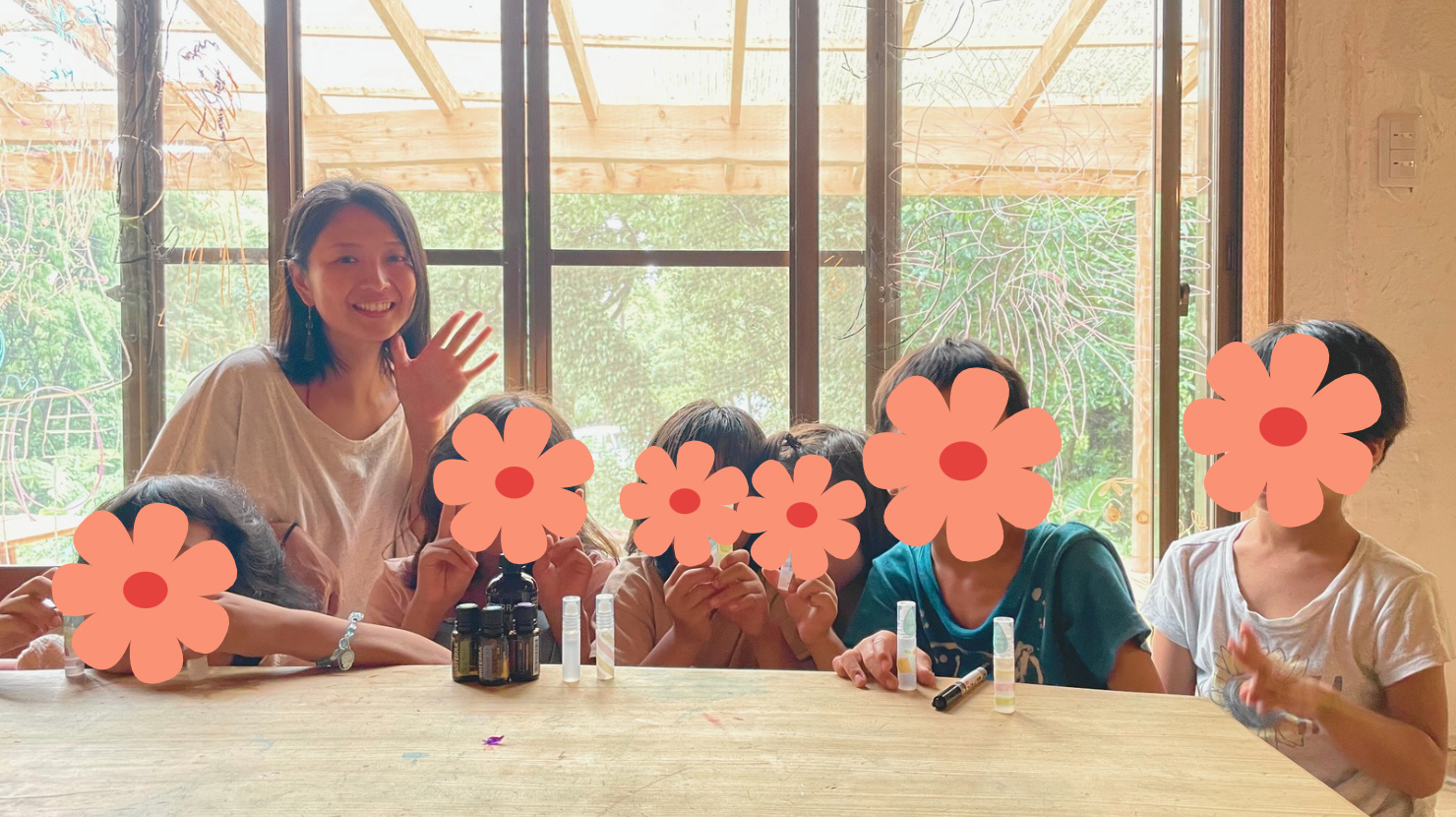alt="屋久島の子供達と記念に"